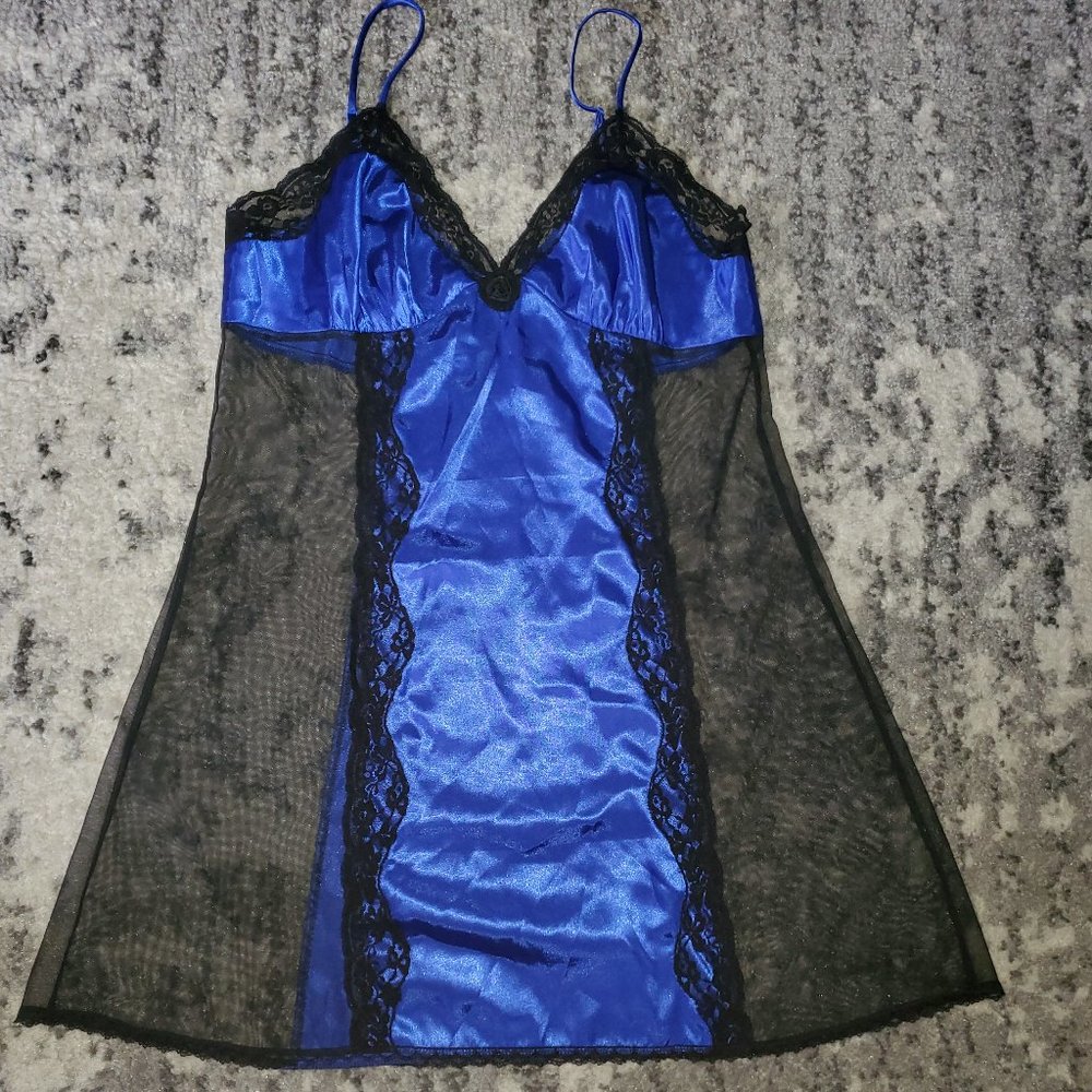 Frederick's of Hollywood Royal Blue Slip XL😍😍